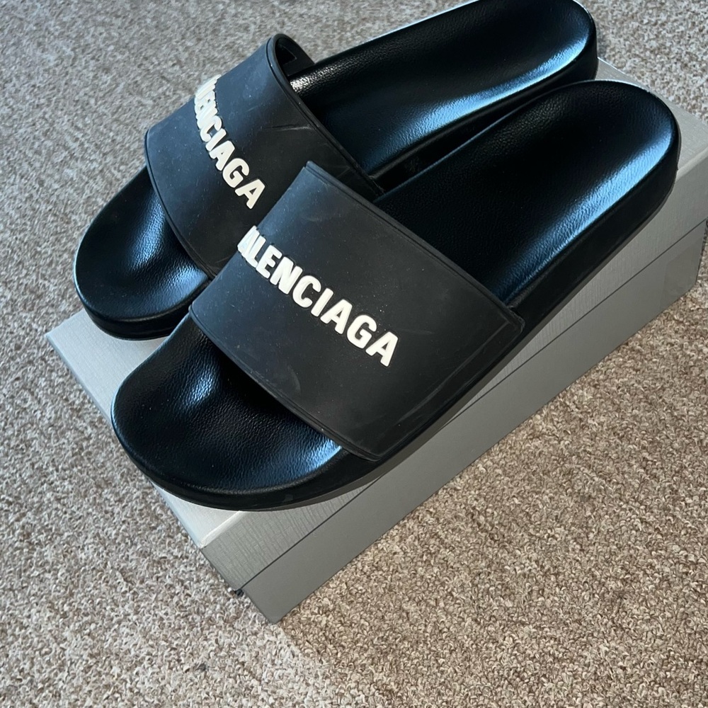 Balenciaga Men's Black Rubber Sandals